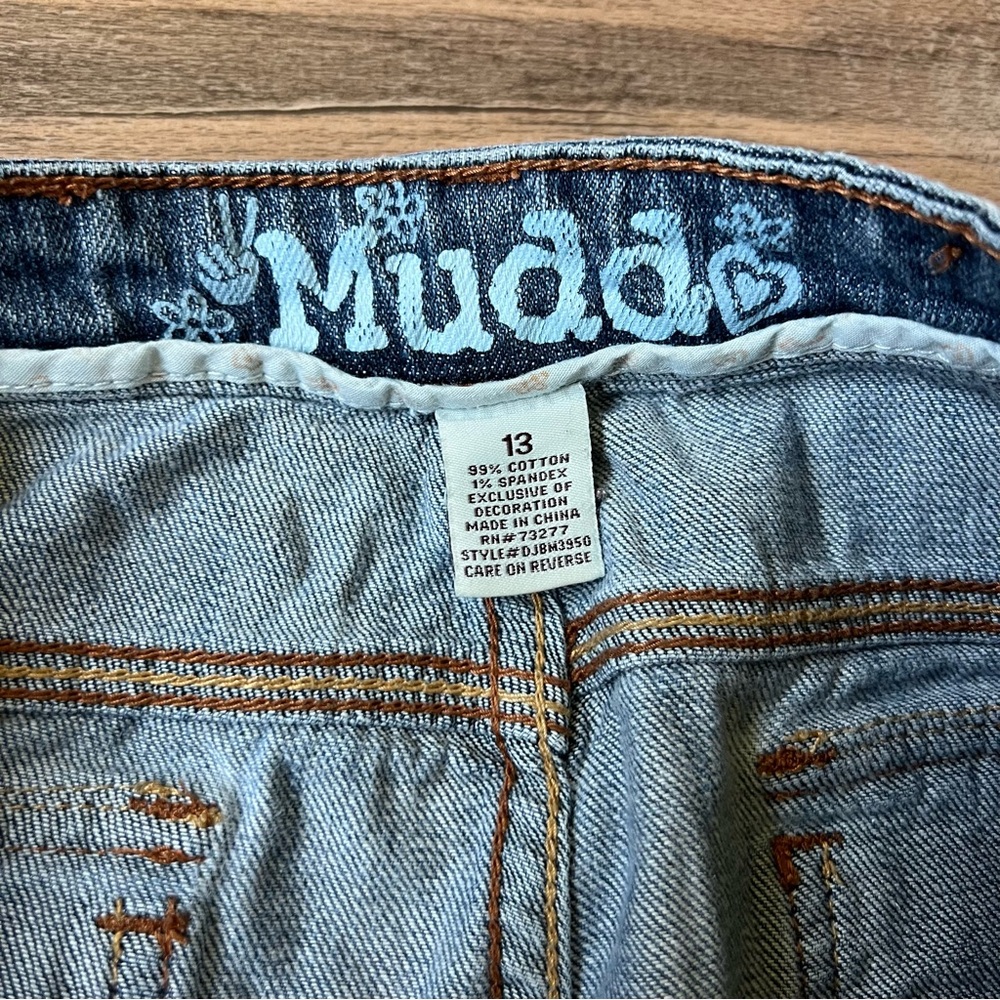 6/$25 Mudd Blue Flare & Wide Leg Jeans - Picture 5 of 9